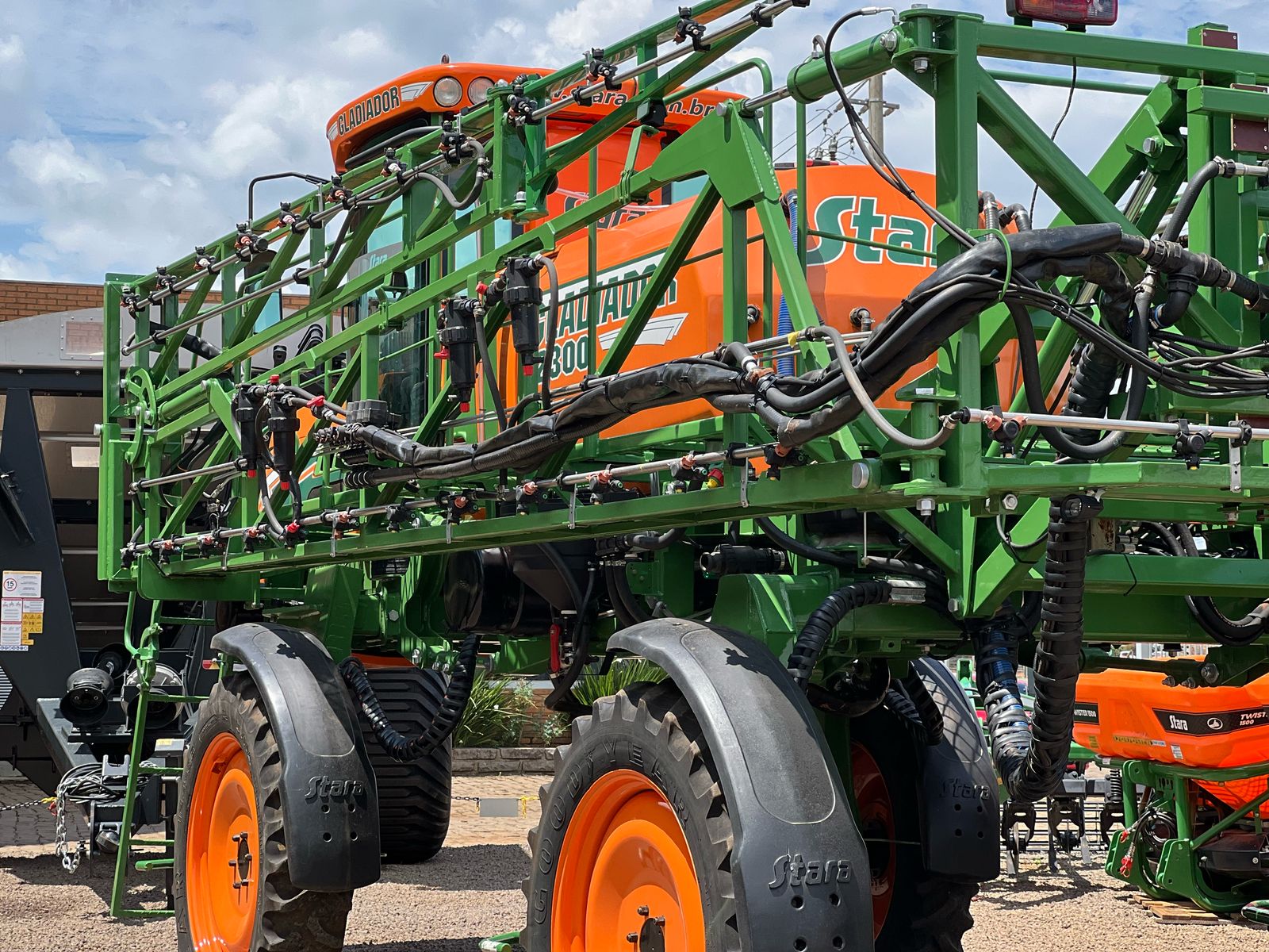 CATALOGO GLADIADOR 2300 MOTOR MECANICO STARA